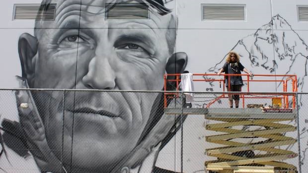 Kiwi artist Owen Dippie paints Sir Ed mural for Hamilton’s St Paul’s Collegiate School
