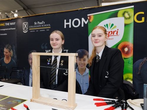 Award-winning KiwiPrune makes short work of vine clips