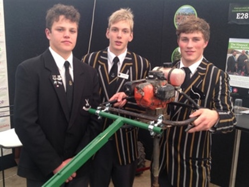 Students win Fieldays innovation award
