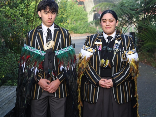 Beautiful korowai presented to Te Kaea prefects